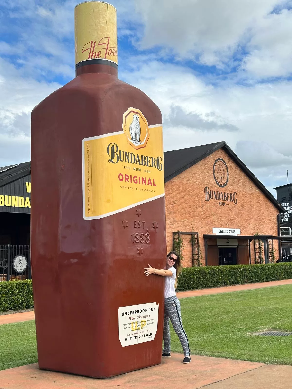 Lucy´s aRUMatherapy with The Big Rum Bottle Bundaberg QLD